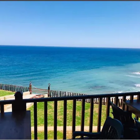 Tekos Golden Hills Beachfront & Restaurant Location ! 호텔 Rizokarpaso
